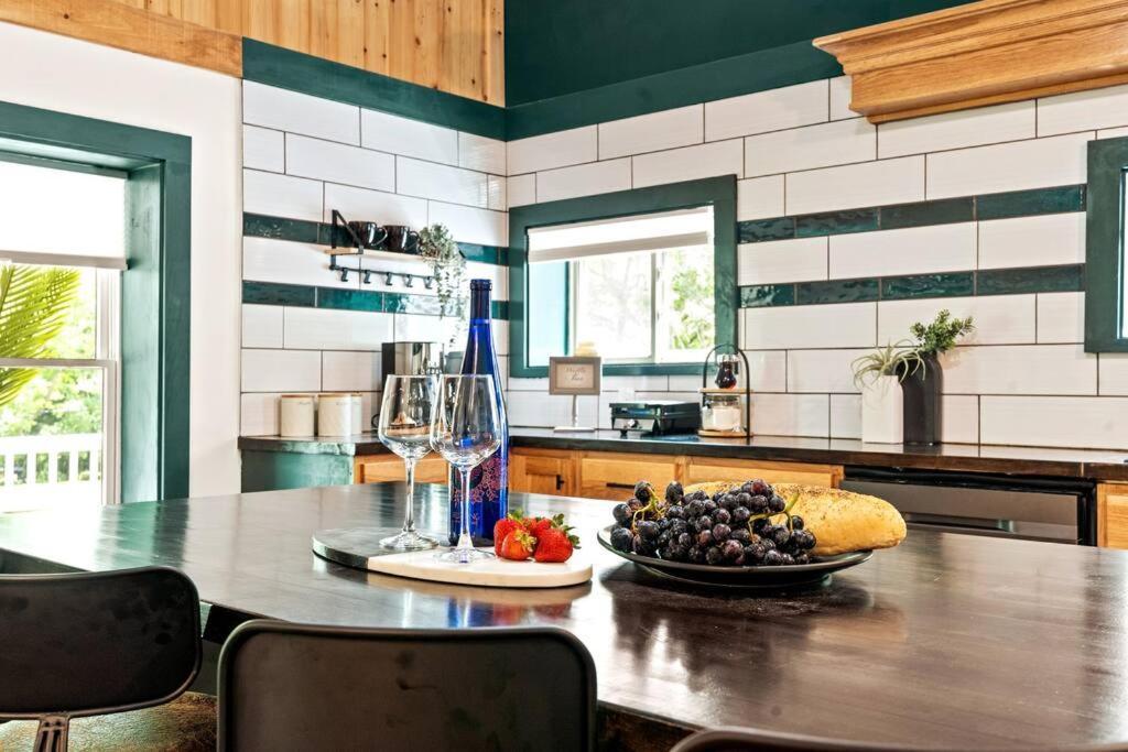 The Modern Forge Ny, Honeoye Lake エクステリア 写真